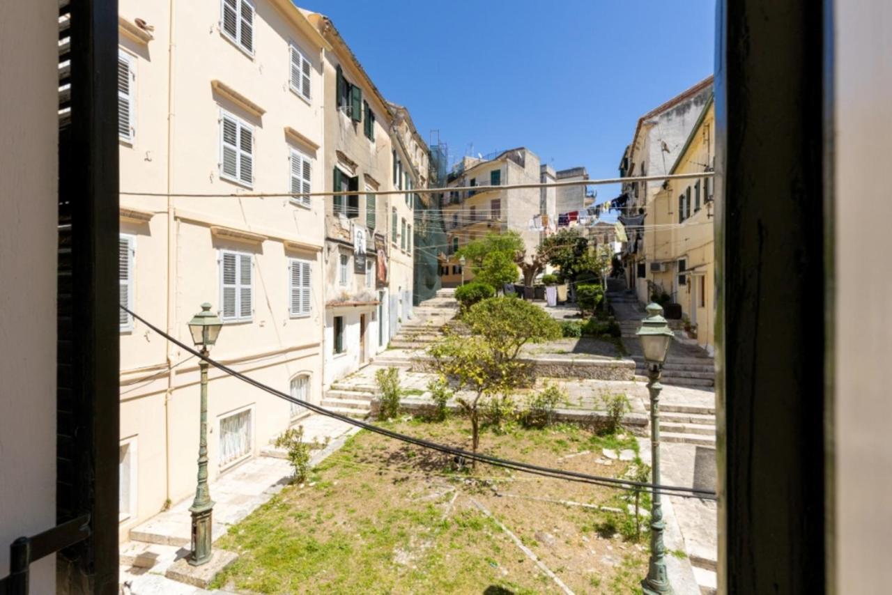 Little Bright - Corfu Old Town Apartament *
