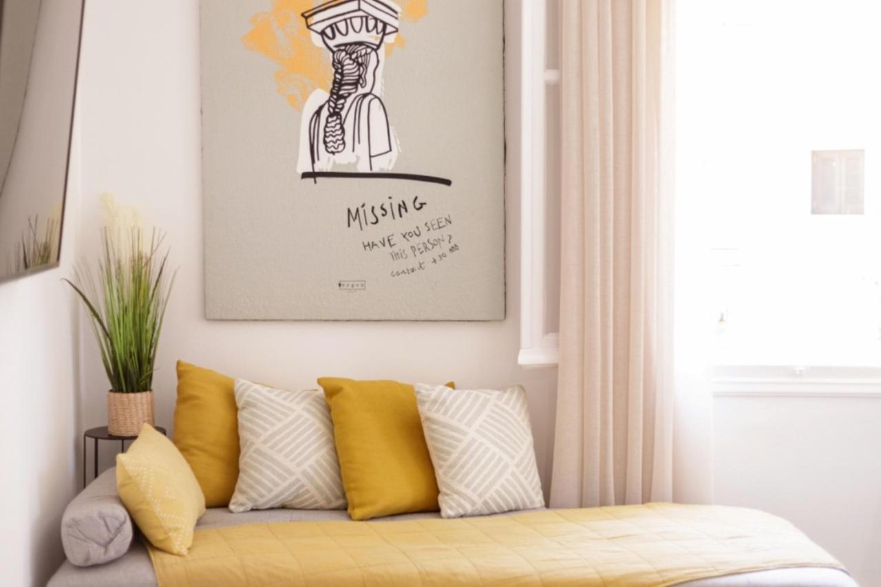 Little Bright - Corfu Old Town Apartment *